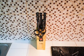 Fully Furnished Studio With Comfortable Design Dave Apartment