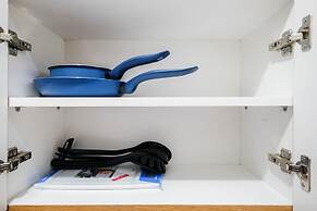 Comfort Studio Room With Bunk Bed At Dave Apartment