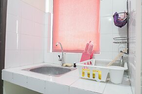 Comfortable Studio Room At Kebagusan City