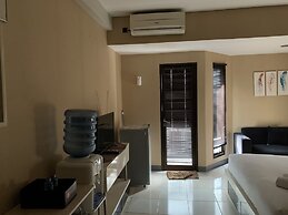 Cozy Studio Apartment With City View At Tamansari Sudirman