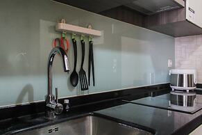 Nice And Fancy Studio Room At Menteng Park Apartment