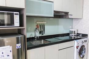 Nice And Fancy Studio Room At Menteng Park Apartment