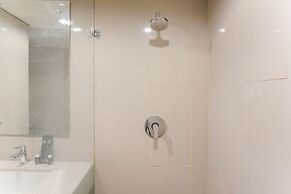 Comfortable And Nice Studio Room Apartement At H Residence