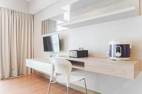 Comfortable And Nice Studio Room Apartement At H Residence