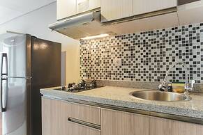 Comfortable And Nice Studio Room Apartement At H Residence