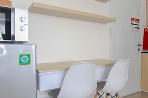 Cozy Living Studio Room At Urbantown Serpong Apartment