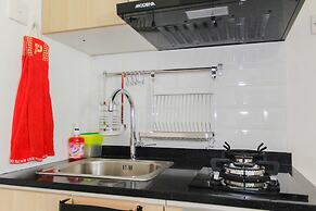 Cozy Living Studio Room At Urbantown Serpong Apartment