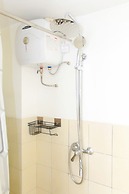 Cozy Living Studio Room At Urbantown Serpong Apartment