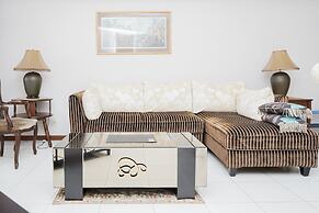 Spacious And Premium 3Br Apartment With City View Sudirman Tower Condo