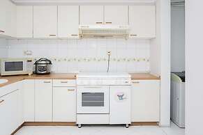 Spacious And Premium 3Br Apartment With City View Sudirman Tower Condo