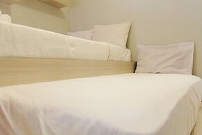 Fresh And Bright Studio Room At Nifarro Park Apartment