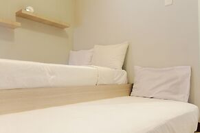 Fresh And Bright Studio Room At Nifarro Park Apartment