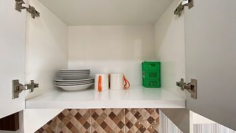 Lower Floor And Simply Modern 2Br Apartment At The Jarrdin Cihampelas