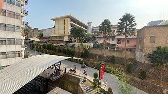 Lower Floor And Simply Modern 2Br Apartment At The Jarrdin Cihampelas