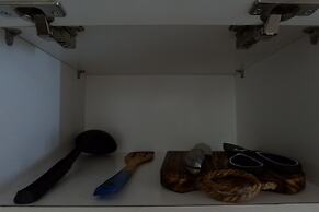 Exquisite Studio Apartment At Tamansari Papilio