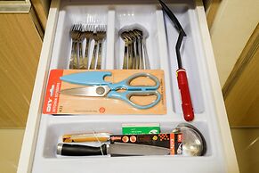 Cozy 2Br At Meikarta Apartment