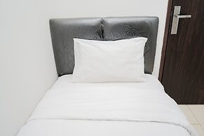 Homey And Simply 2Br At Serpong Greenview Apartment