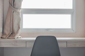 Comfortable And Cozy Studio (No Kitchen) Apartment At Mustika Golf Res