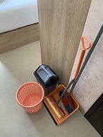 Comfortable And Cozy Studio (No Kitchen) Apartment At Mustika Golf Res