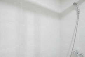 Minimalist And Cozy Stay 1Br Apartment At Mustika Golf Residence