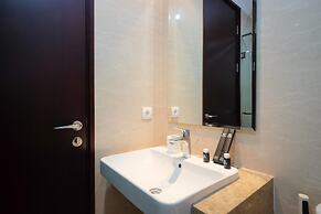 Homey And Comfy Studio Room At Menteng Park Apartment