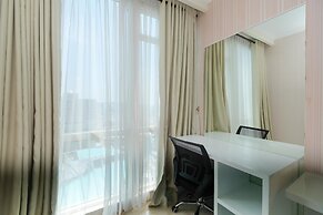 Homey And Comfy Studio Room At Menteng Park Apartment