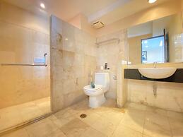 Gorgeous & Classic 2Br At Braga City Walk Apartment