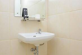 Simple And Comfort Studio At Springlake Summarecon Bekasi Apartment