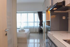 Simple And Comfort Studio At Springlake Summarecon Bekasi Apartment