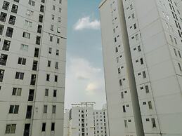 Comfort Studio Room At Bassura City Apartment