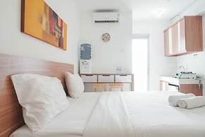 Comfort Studio Room At Bassura City Apartment