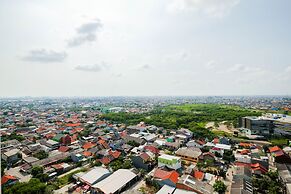 Simply Good Studio Room Apartment At Springlake Summarecon