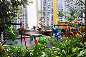 Simply Good Studio Room Apartment At Springlake Summarecon