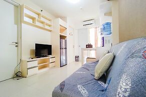 Nice And Comfort 2Br At Bassura City Apartment
