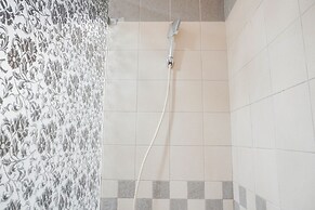 Comfortable 2Br At Pangeran Jayakarta Apartment