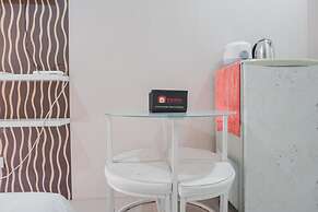 Comfy Studio Green Pramuka City Apartment Near Mall