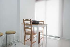 Nice And Modern 2Br At Daan Mogot City Apartment