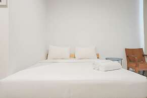 Gorgeous And Cozy Studio At West Vista Apartment