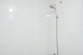 Cozy And Nice Studio At Amethyst Apartment