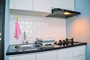 Pleasant Studio At Baileys Apartment