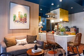 Exquisite 1Br Apartment At Puri Mas