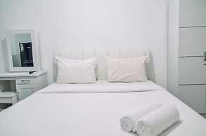 Minimalist Studio Room At Urbantown Serpong Apartment