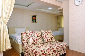 Comfort Living And Strategic Studio At Kebagusan City Apartment