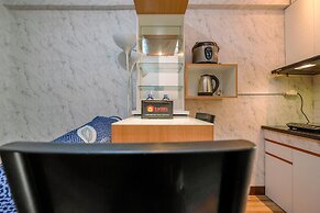 Homey And Simply 2Br Apartment At Cinere Resort