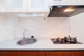 Cozy And Simply Studio Tifolia Apartment Near Kelapa Gading By Traveli