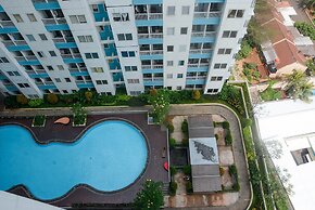 Comfort And Strategic Studio At The Nest Puri Apartment By Travelio