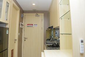 Comfort And Strategic Studio At The Nest Puri Apartment By Travelio