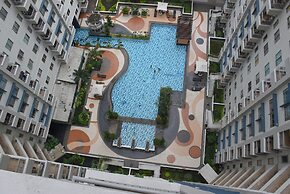 Strategic 2Br At Sudirman Park Apartment Near Tanah Abang By Travelio