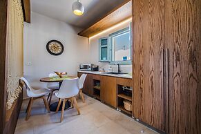 Villa Katerina -3 Villas&Private Jacuzzi