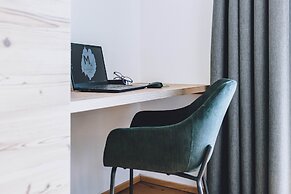 M1 - Mountain Living